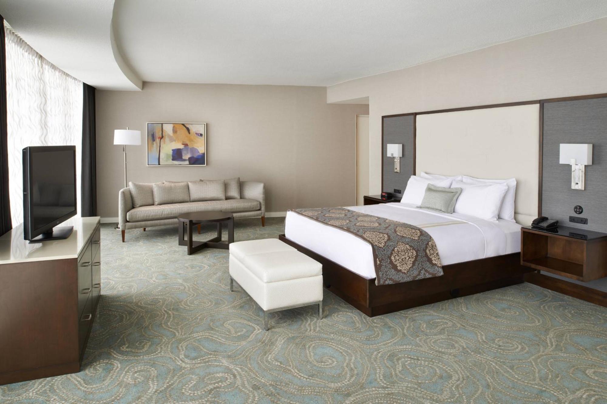 Marriott At The Renaissance Center Hotel Detroit